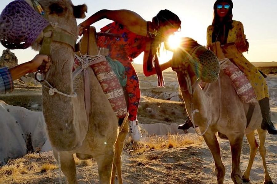 Capadocia, Tour en Camello al Atardecer